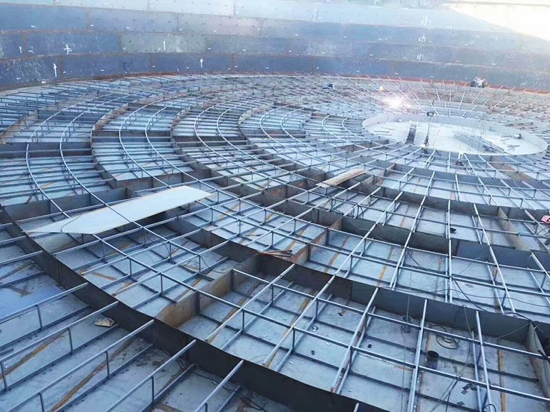 浙江舟山馬目油庫4臺100000立方儲罐施工工程