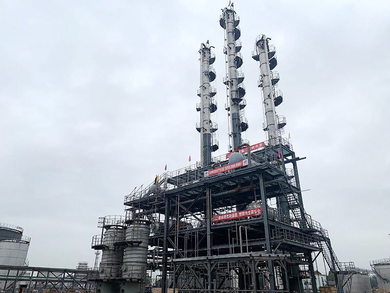 山西省沃能化工管廊架、框架設(shè)備及壓縮機(jī)廠房制作安裝工程